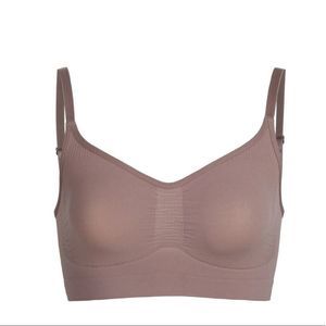 Skims Women's  Bralette SCULPTING BRALETTE NWOT.  Too small for me. I wear 38C.